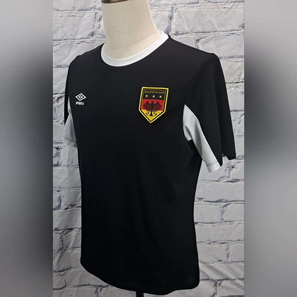 Umbro Men's Soccer Jersey Germany Deutschland Football Tee T-Shirt S/S Small - Picture 8 of 13